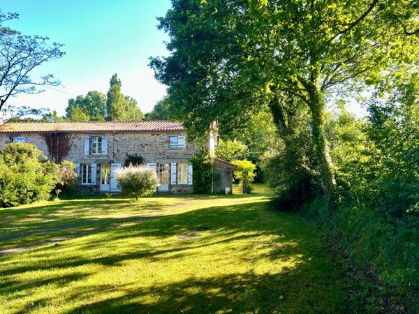 Maison familiale 3 chambres de 124 m² à La Roche-sur-Yon 85000