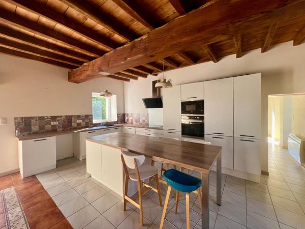 Maison familiale 3 chambres de 124 m² à La Roche-sur-Yon 85000