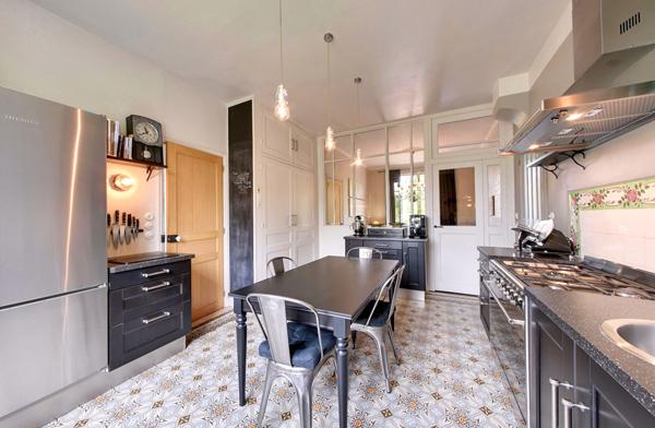 Maison de caractère 6 pièces 166 m² + cave totale - 77166 GRISY-SUISNES