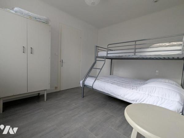 PLAGE ET CENTRE VILLE de THARON-PLAGE A PIED