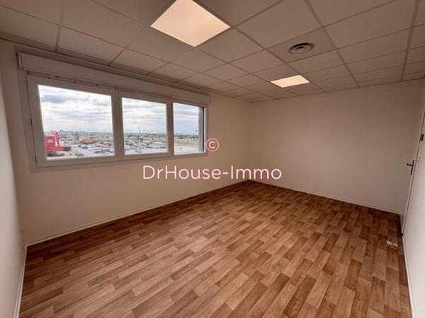 Bureau à louer de 153 m²