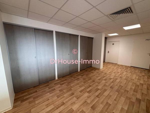 Bureau à louer de 153 m²