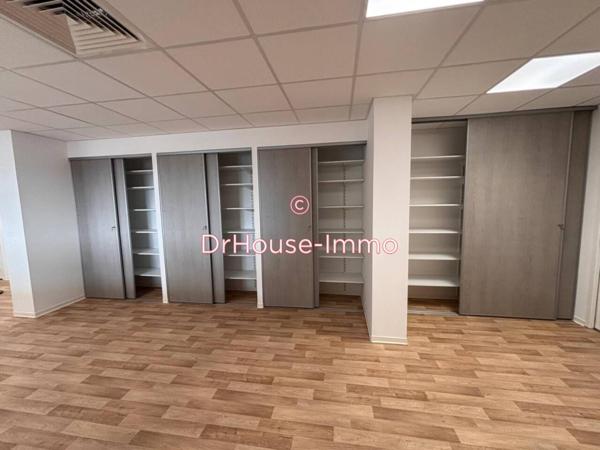 Bureau à louer de 153 m²