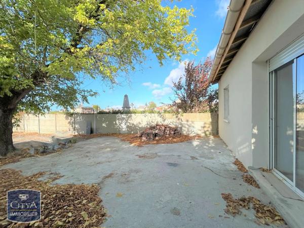 Appartement à louer 3 pièces 65.08m² Coutras (33230)