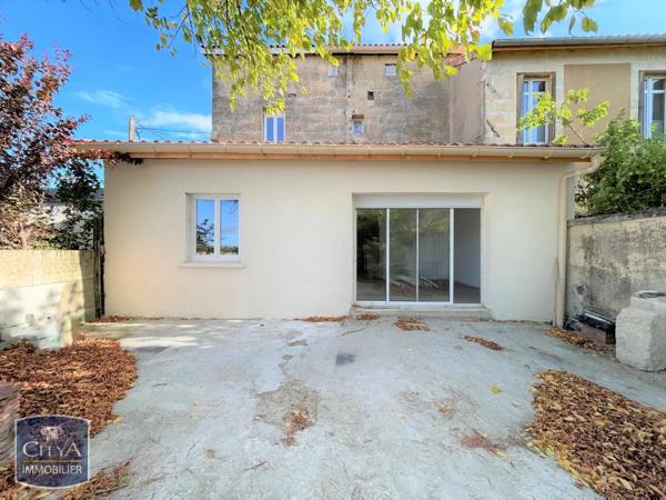 Appartement à louer 3 pièces 65.08m² Coutras (33230)