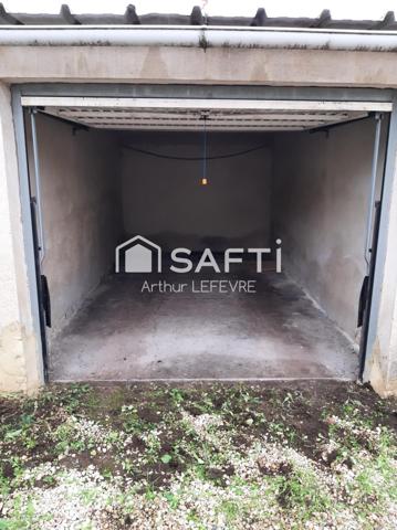 Garage sécurisé – idéal voiture ou stockage 15M2