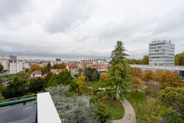 Rosny-sous-Bois-Centre ville Appartement 3P/2CH 67m2- Cave et Box