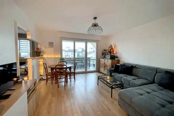 Appartement T3 67m2 avec balcon et cave