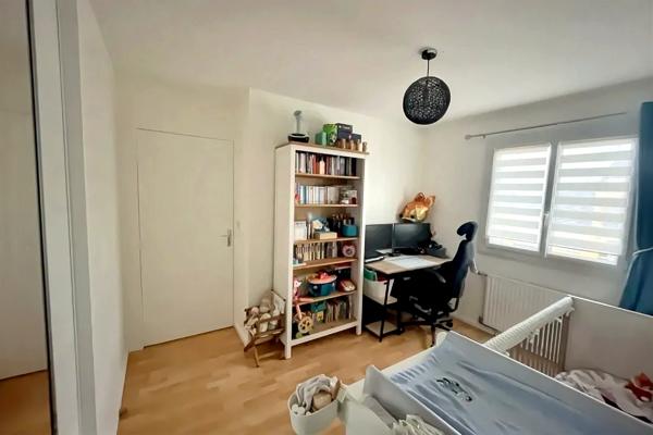 Appartement T3 67m2 avec balcon et cave