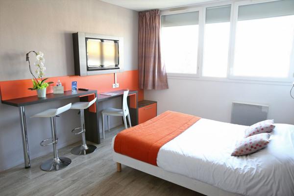 INVESTISSEMENT LOCATIF – CHEVILLY-LARUE – Résidence d'Affaires Adonis Paris Sud *** - 7,37% de rentabilité