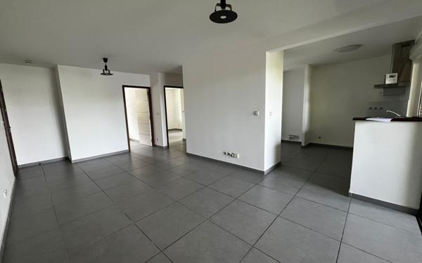 Appartement à vendre    3 pièces •  Cayenne
