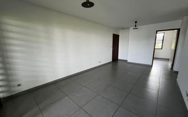Appartement à vendre    3 pièces •  Cayenne