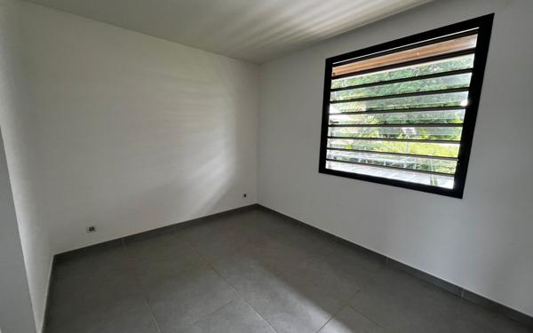 Appartement à vendre    3 pièces •  Cayenne