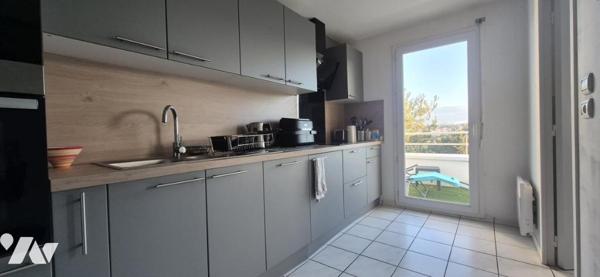 APPARTEMENT 2 CH - TERRASSE - PLACE DE STATIONNEMENT