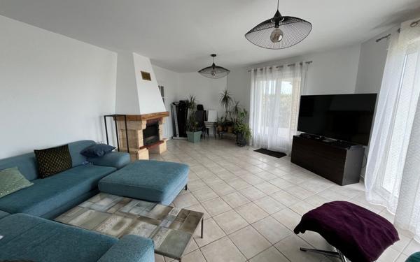 Maison à vendre    5 pièces •  Étaules