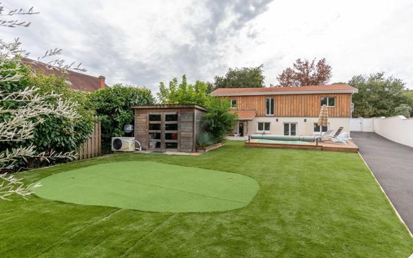 Maison à vendre    4 pièces •  Le Teich