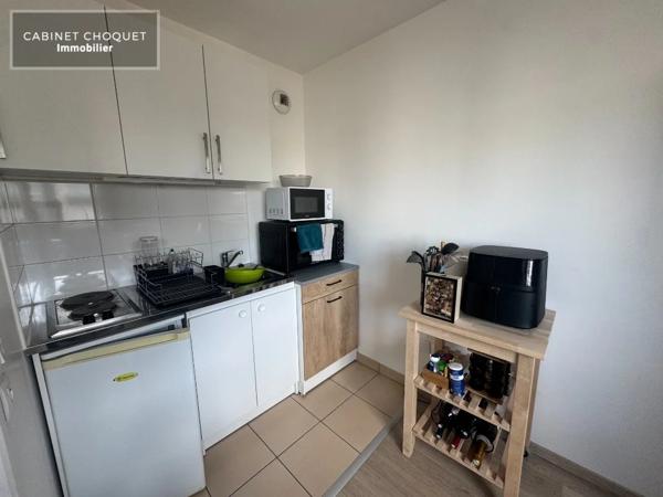 F1 AVEC BALCON ET PARKING A LOUER - ST ANDRE LEZ LILLE LAMBERSART - LA MADELEINE - 31.5 m 2 - 612 € charges comprises par mois