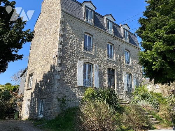 DINAN centre ville - Immeuble de rapport