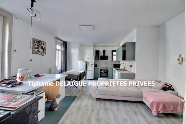 LE CHAMBON FEUGEROLLES 42500  appartement 90m² 3 chambres