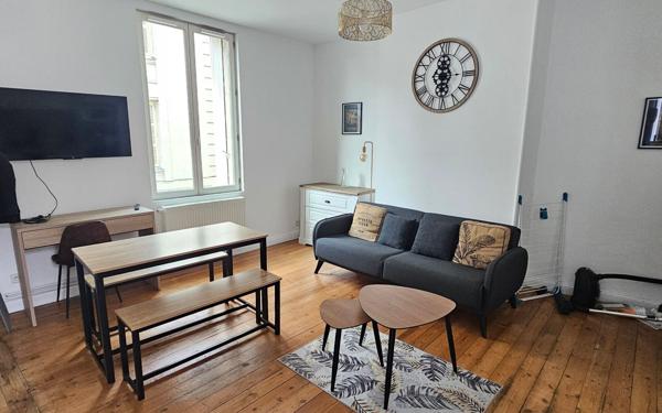 Appartement à louer    3 pièces • 46,54 m2 Châtellerault