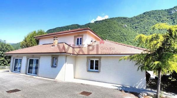 Maison 6 pièces 250 m² , Cognin les gorges