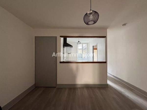 Location Appartement 4 pièces 92 m2 à Lons-le-Saunier