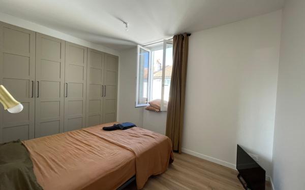 Maison à vendre    3 pièces • 90 m2 La Rochelle