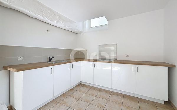 Appartement à louer    3 pièces •  Compiègne