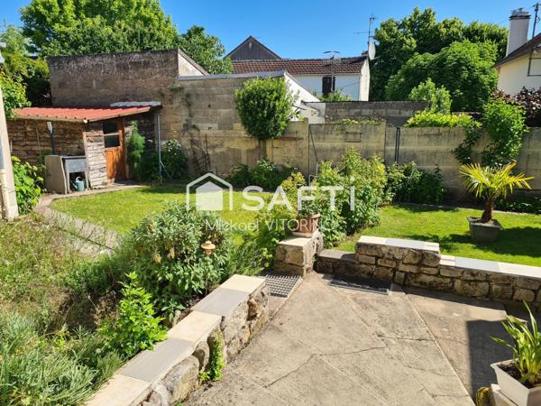 Maison T7 avec jardin et garage à Avon