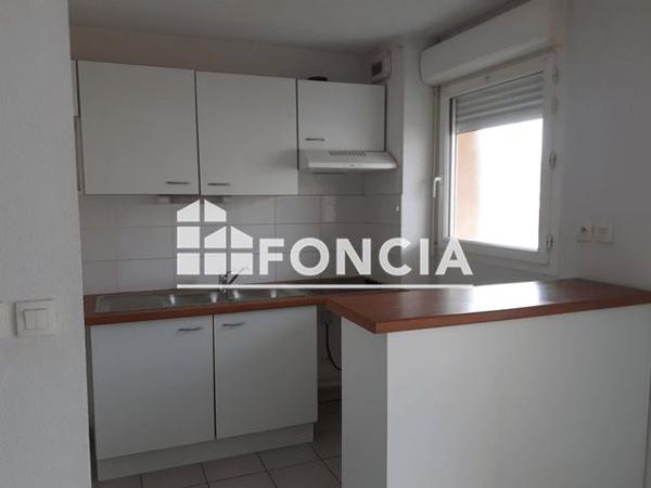 Location Appartement 3 pièces 64 m² - 160 RUE MOZART Agen 47000