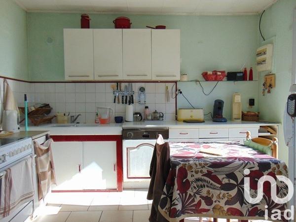 Maison 5 pièces de 80 m² à Moulin-Neuf (24700)