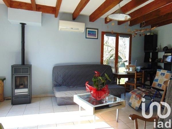 Maison 5 pièces de 80 m² à Moulin-Neuf (24700)