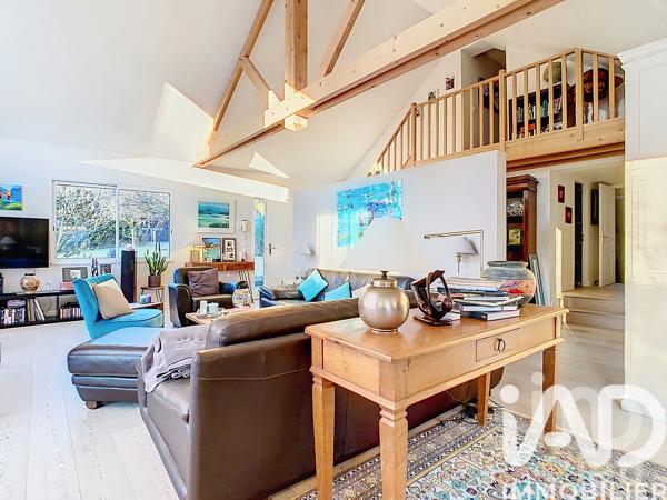 Maison à vendre 8 pièces 209 m² Vaux-le-Pénil
