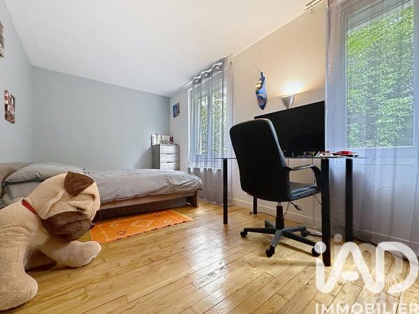 Maison à vendre 8 pièces 209 m² Vaux-le-Pénil