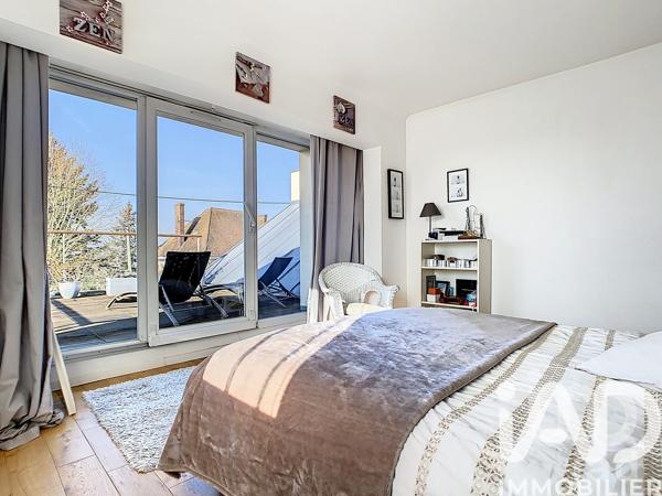 Maison à vendre 8 pièces 209 m² Vaux-le-Pénil