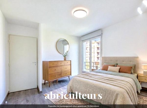Superbe appartement 4 pièces de 85 m² avec grand balcon,en vente à Vénissieux Paul Bert (69200)