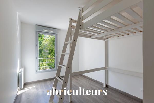 Superbe appartement 4 pièces de 85 m² avec grand balcon,en vente à Vénissieux Paul Bert (69200)