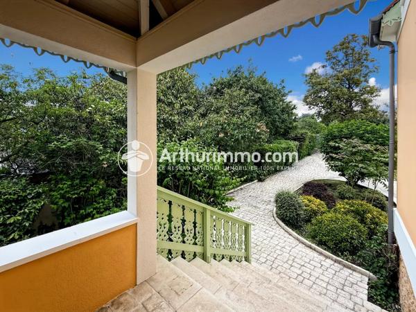 Vente                                                      Maison
                        
                     6 pièces                      202 m2                     à Soisy-sur-Seine