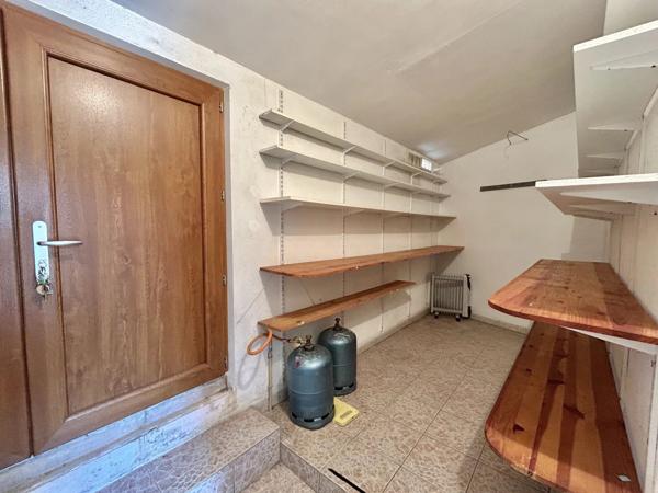 Ferme indépendante de 3 chambres - Près du village populaire de Civray