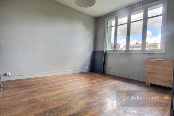 Vente                                                      Appartement
                        
                     2 pièces                      33 m2                     à Alfortville