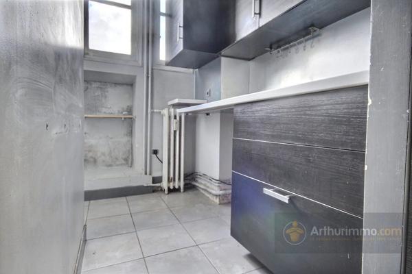 Vente                                                      Appartement
                        
                     2 pièces                      33 m2                     à Alfortville