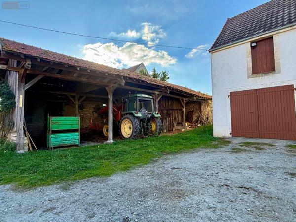 Bâtiment agricole à vendre à Saint-Georges-de-Poisieux dans le Cher (18200), ref : 25055