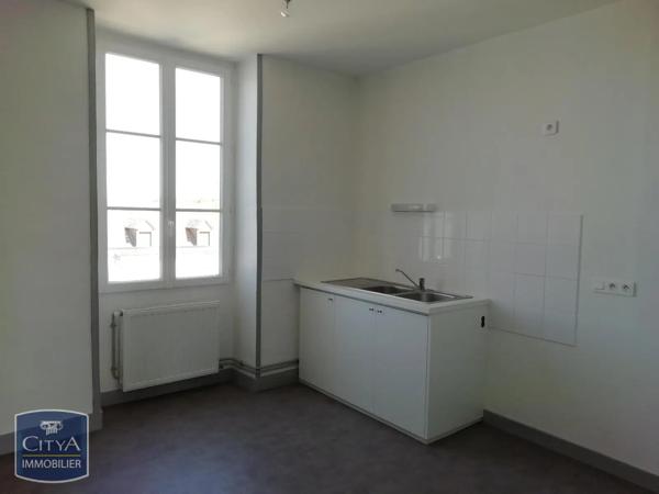 Appartement à louer 2 pièces 62.78m² Le Blanc (36300)