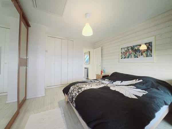 Maison à vendre à Gex dans l'Ain (01170), ref : 01047-794