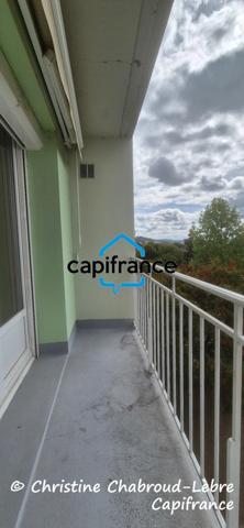 Appartement à vendre 2 pièces VICHY (03) + cave et garage