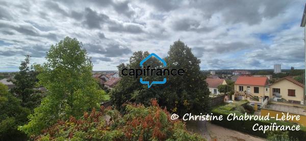 Appartement à vendre 2 pièces VICHY (03) + cave et garage