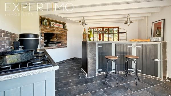 Étampes (91150) A VENDRE Propriété 170 m² (surface total 220 m²) piscine sur 3200 m² de terrain dans environnement rare et rec