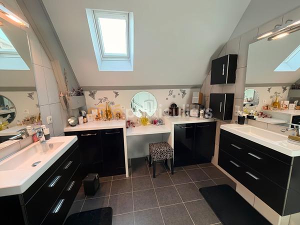 Vente Maison154 m² - 4 Pièces - Amboise (37400)