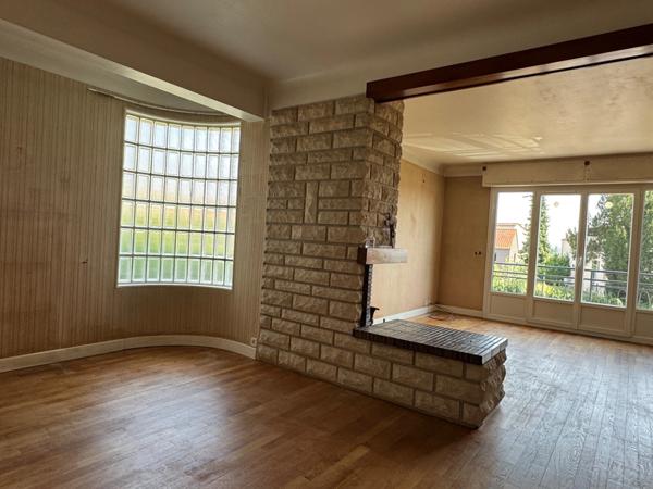 REMARQUABLE MAISON, 4 CHAMBRES & GRAND JARDIN CLOS