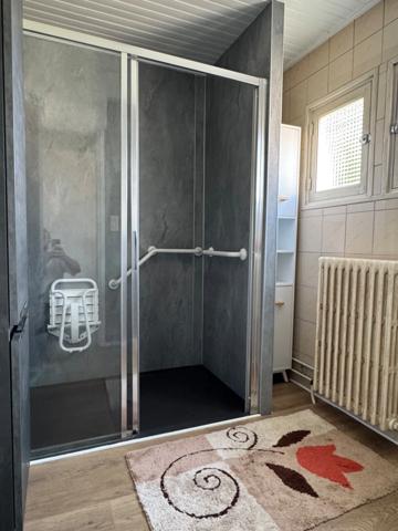 REMARQUABLE MAISON, 4 CHAMBRES & GRAND JARDIN CLOS